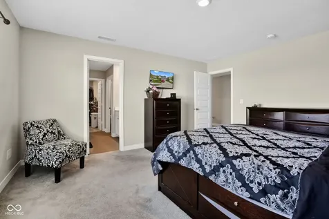 2306 S Bingham Place New Palestine IN 46163