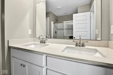 2306 S Bingham Place New Palestine IN 46163