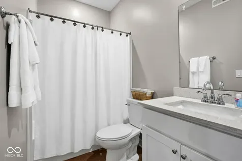 2306 S Bingham Place New Palestine IN 46163