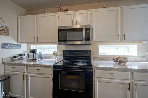9904 Worthington Boulevard Fishers IN 46038
