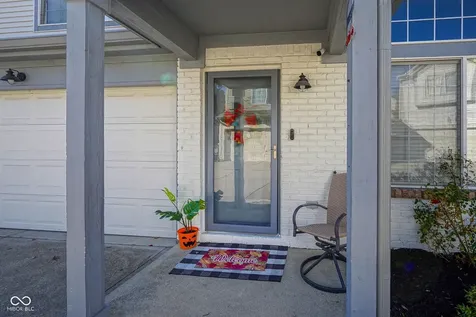 9904 Worthington Boulevard Fishers IN 46038