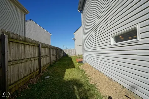 9904 Worthington Boulevard Fishers IN 46038