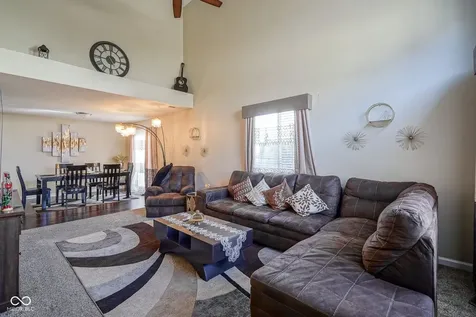 9904 Worthington Boulevard Fishers IN 46038