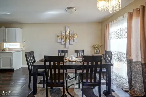 9904 Worthington Boulevard Fishers IN 46038