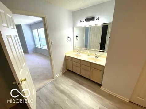 15093 Porchester Drive Noblesville IN 46062