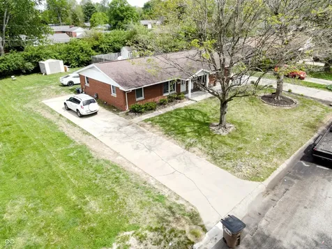 3720 Camelot Lane Columbus IN 47203