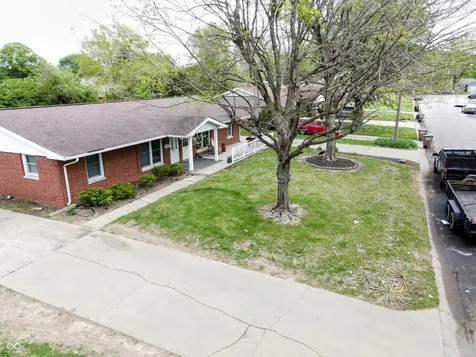 3720 Camelot Lane Columbus IN 47203