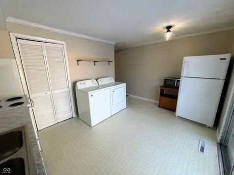 3720 Camelot Lane Columbus IN 47203
