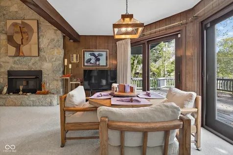 8002 N Lakeview Drive Unionville IN 47468