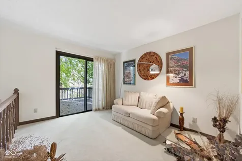 8002 N Lakeview Drive Unionville IN 47468