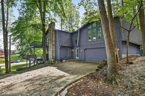 8002 N Lakeview Drive Unionville IN 47468