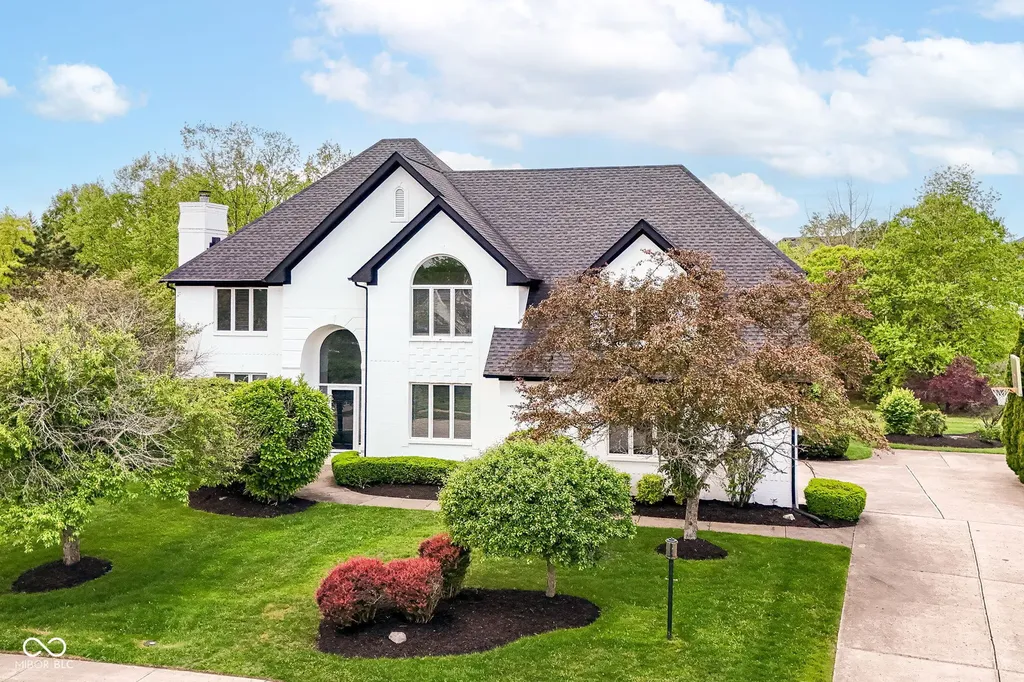 12496 Pembrooke Circle Carmel IN 46032