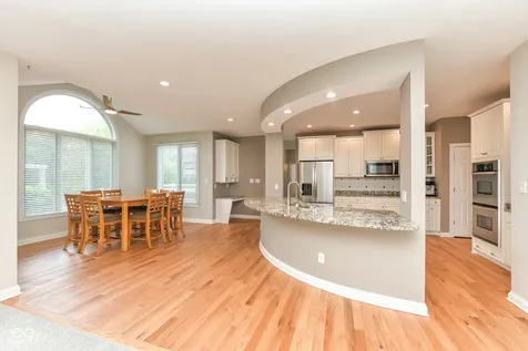 12496 Pembrooke Circle Carmel IN 46032