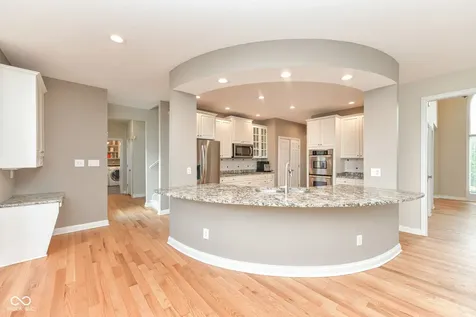 12496 Pembrooke Circle Carmel IN 46032