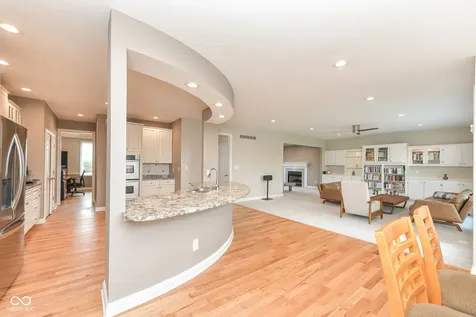 12496 Pembrooke Circle Carmel IN 46032