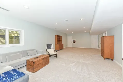 12496 Pembrooke Circle Carmel IN 46032