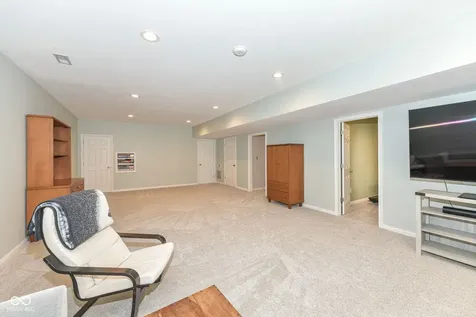 12496 Pembrooke Circle Carmel IN 46032