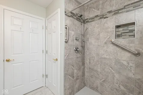 1116 Northfield Lane Anderson IN 46011