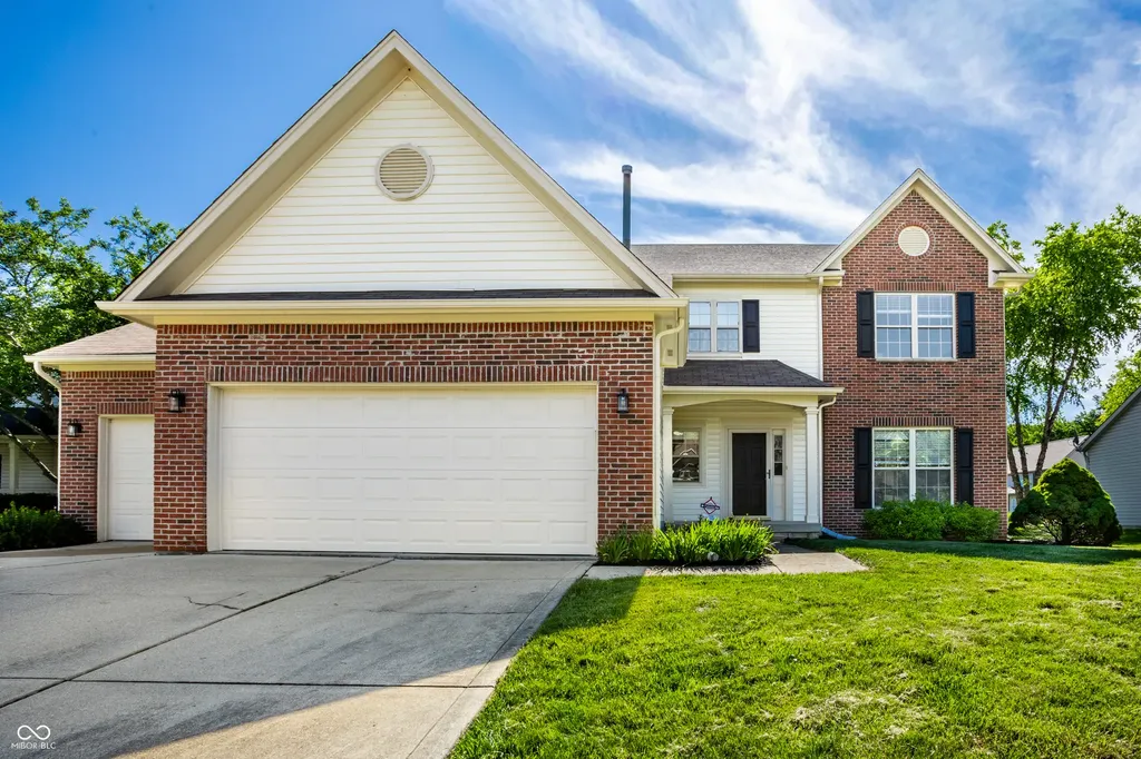 10887 Parrot Court Fishers IN 46037
