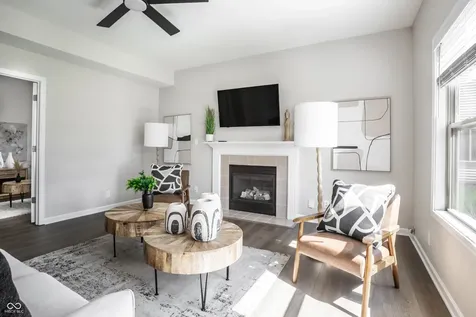10887 Parrot Court Fishers IN 46037
