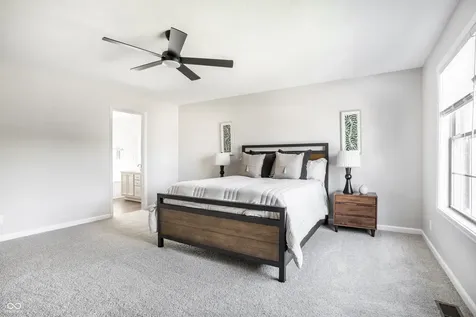 10887 Parrot Court Fishers IN 46037