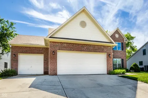 10887 Parrot Court Fishers IN 46037