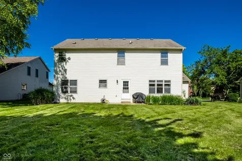 10887 Parrot Court Fishers IN 46037