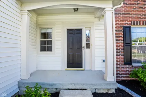 10887 Parrot Court Fishers IN 46037