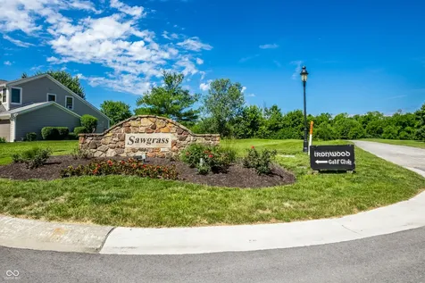10887 Parrot Court Fishers IN 46037