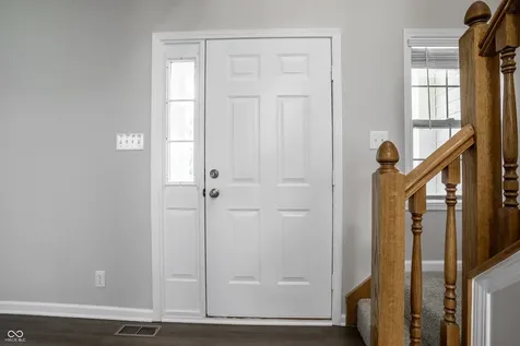 10887 Parrot Court Fishers IN 46037