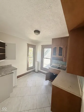 1015 Delaware Street Anderson IN 46016