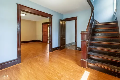 624 N Pine Street Seymour IN 47274