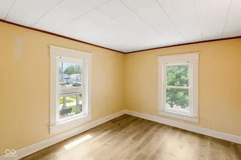 624 N Pine Street Seymour IN 47274