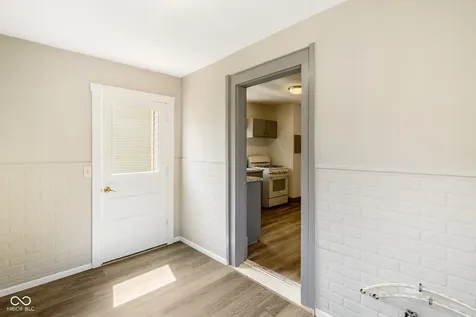 624 N Pine Street Seymour IN 47274
