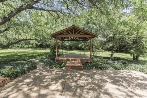 245 Fairway Court Franklin IN 46131