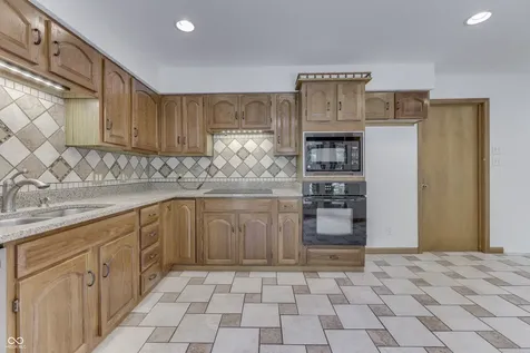 245 Fairway Court Franklin IN 46131