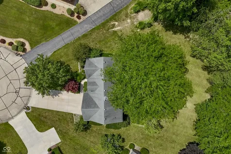 245 Fairway Court Franklin IN 46131