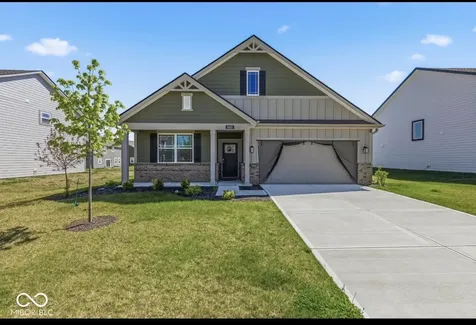 9103 Blue Hill Street Indianapolis IN 46239