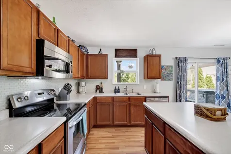 10614 Pokagon Way Indianapolis IN 46239