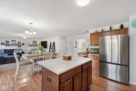 10614 Pokagon Way Indianapolis IN 46239