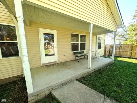 2016 Pennsylvania Street Columbus IN 47201