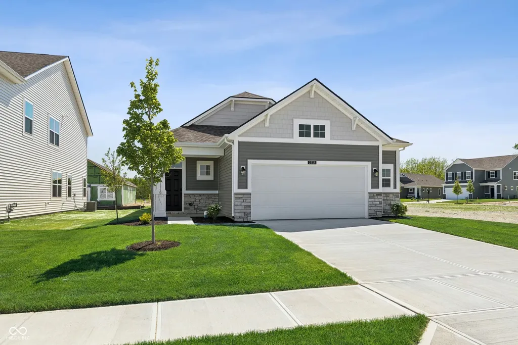 2338 Marjorie Way Shelbyville IN 46176