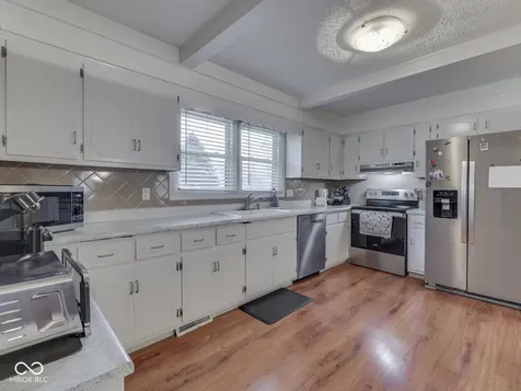 360 Pleasantview Boulevard Greenwood IN 46142