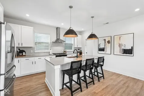2846 Mac Pherson Avenue Indianapolis IN 46205