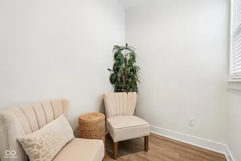 2846 Mac Pherson Avenue Indianapolis IN 46205