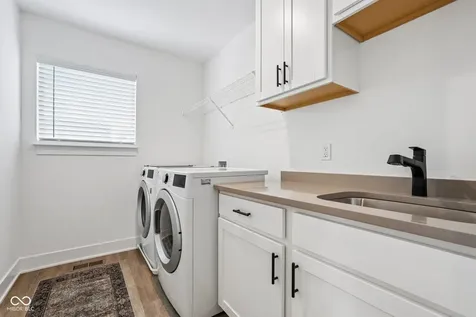 2846 Mac Pherson Avenue Indianapolis IN 46205
