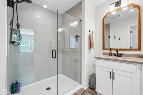 2846 Mac Pherson Avenue Indianapolis IN 46205