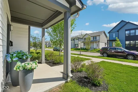 2846 Mac Pherson Avenue Indianapolis IN 46205