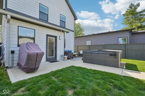 2846 Mac Pherson Avenue Indianapolis IN 46205