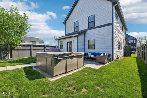 2846 Mac Pherson Avenue Indianapolis IN 46205